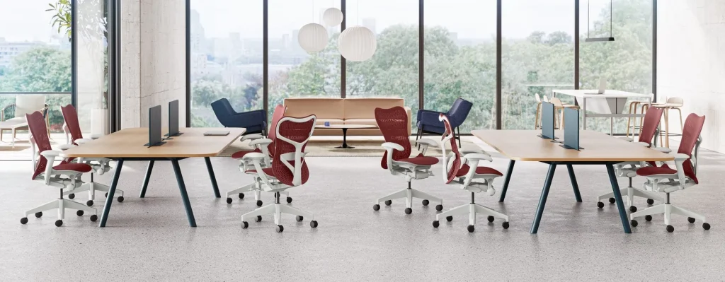 Herman Miller Mirra 2 irodaszék Cordovan színben – ergonomikus, modern forgószék elegáns árnyalatban